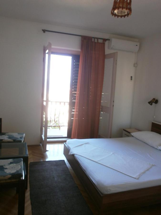Apartments By The Sea Podgora, Makarska - 12326 מראה חיצוני תמונה